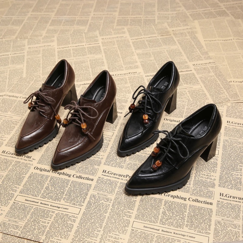 Pump Heel Block - Sapatos Femininos Retro de Salto Bloco