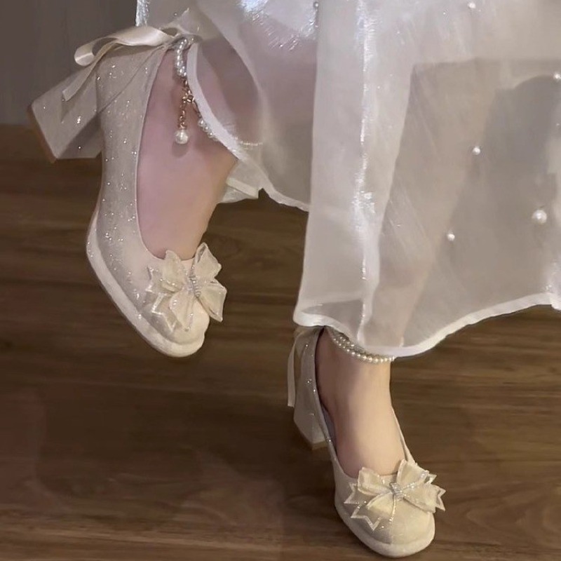 Sapatos femininos de salto blo - Pump Heel Block avaliação e preço