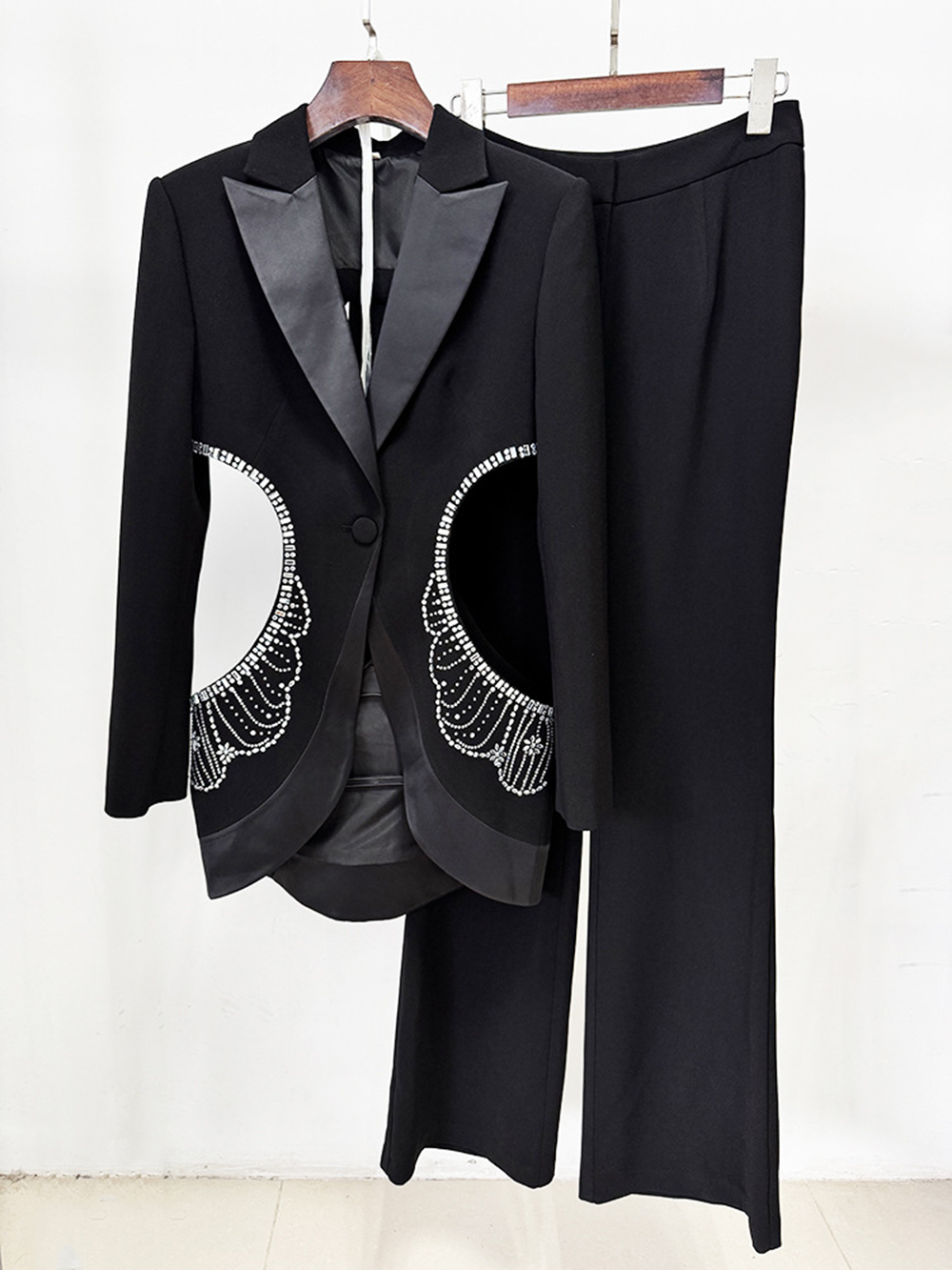 Modphy Novíssimo Conjunto de T - Women'S Formal Wear Suit avaliação e preço