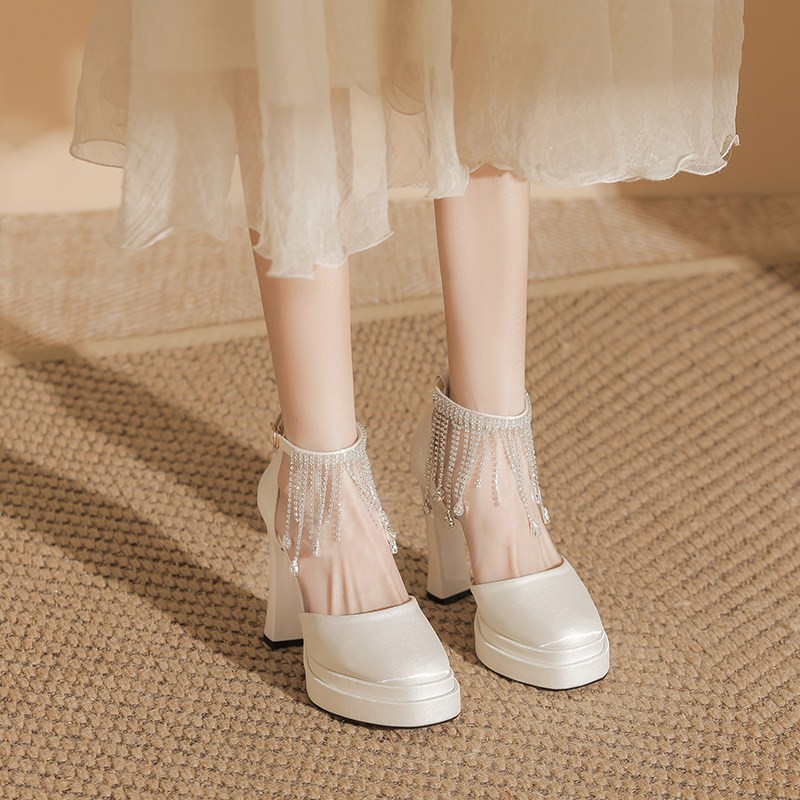 Sapatos Femininos Mary Jane pa - Pump Heel Block avaliação e preço