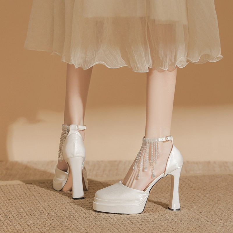 Sapatos Femininos Mary Jane pa - Pump Heel Block avaliação e preço
